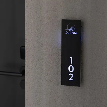 Olenia Neos Marmaras