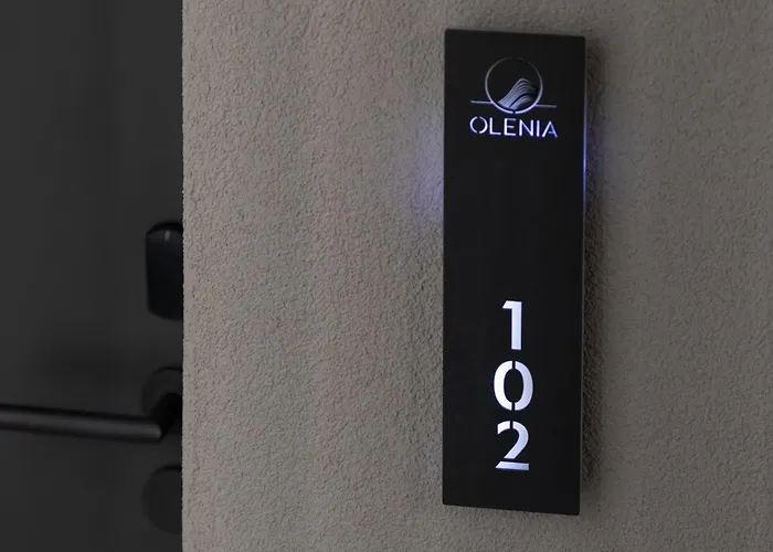 Olenia Неос-Мармарас